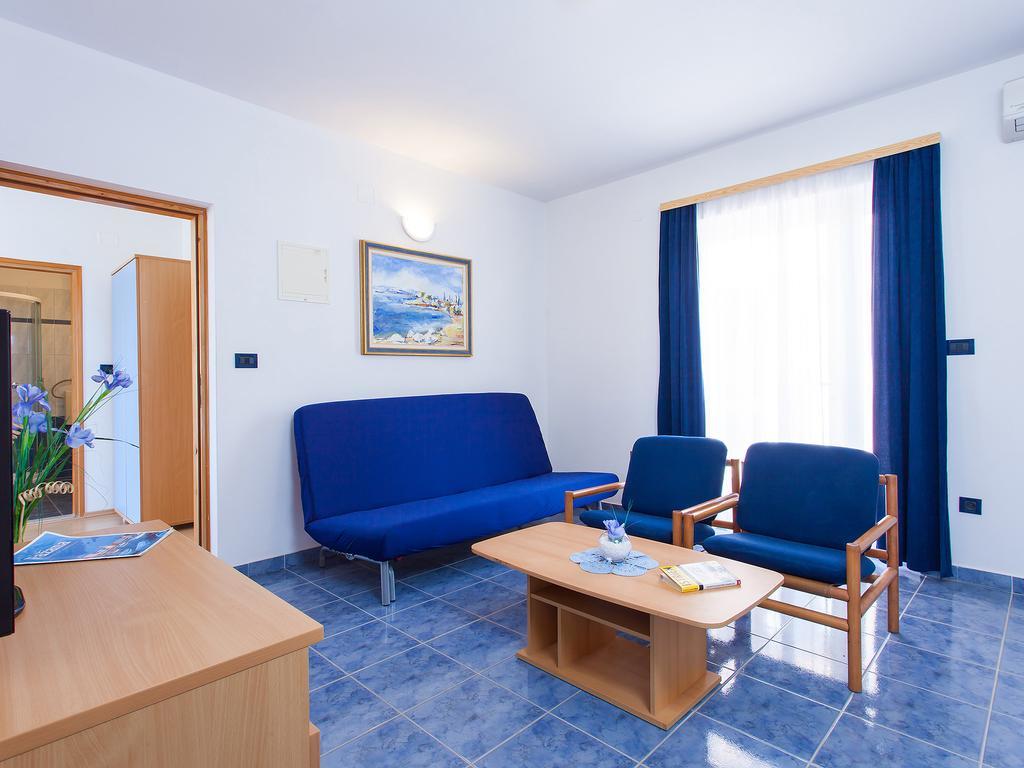 פאז'אנה Apartments Villa Brioni I חדר תמונה