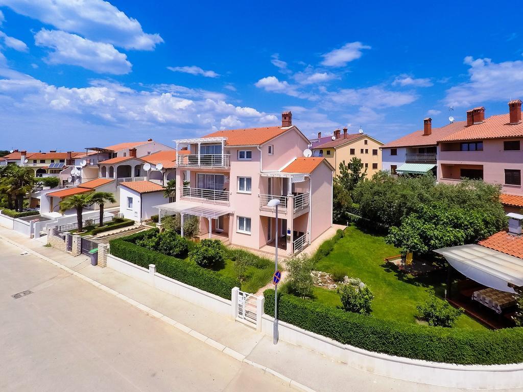 פאז'אנה Apartments Villa Brioni I מראה חיצוני תמונה