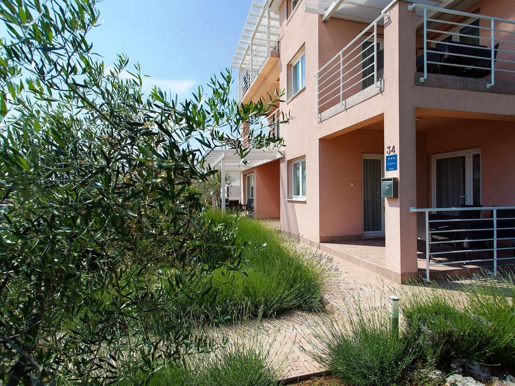 פאז'אנה Apartments Villa Brioni I מראה חיצוני תמונה