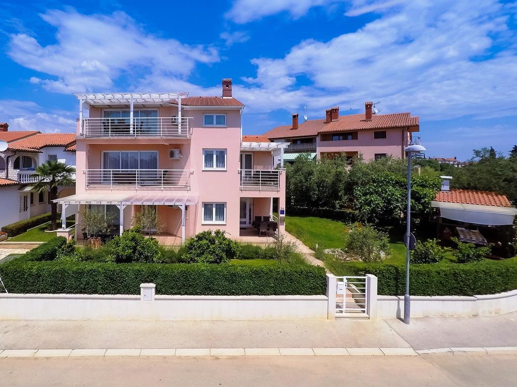 פאז'אנה Apartments Villa Brioni I מראה חיצוני תמונה