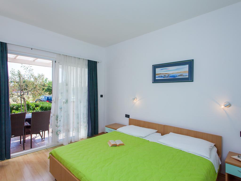 פאז'אנה Apartments Villa Brioni I חדר תמונה