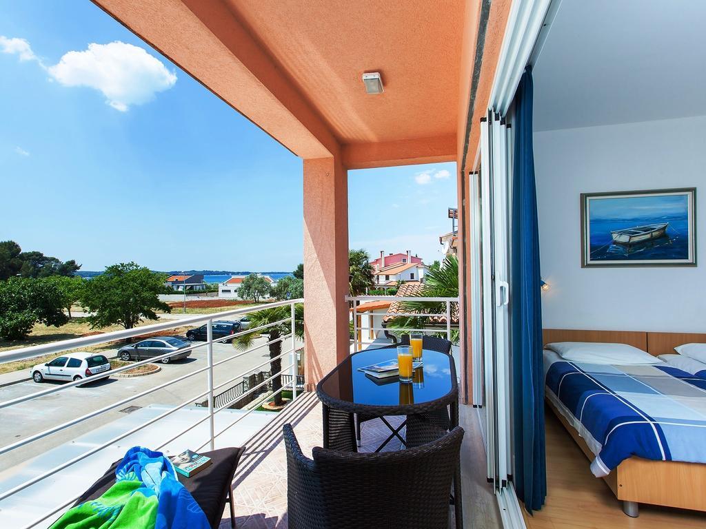 פאז'אנה Apartments Villa Brioni I חדר תמונה