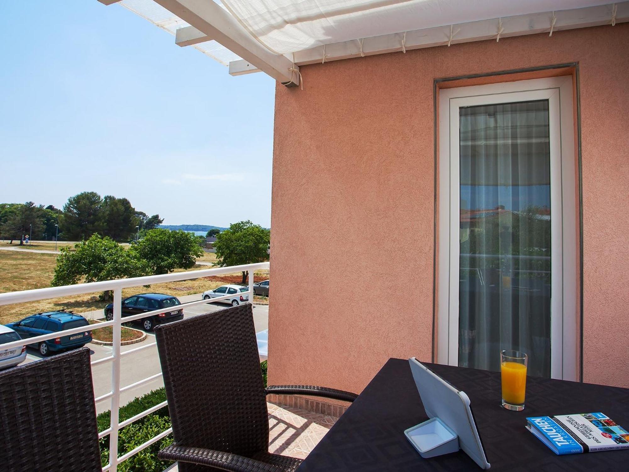 פאז'אנה Apartments Villa Brioni I חדר תמונה