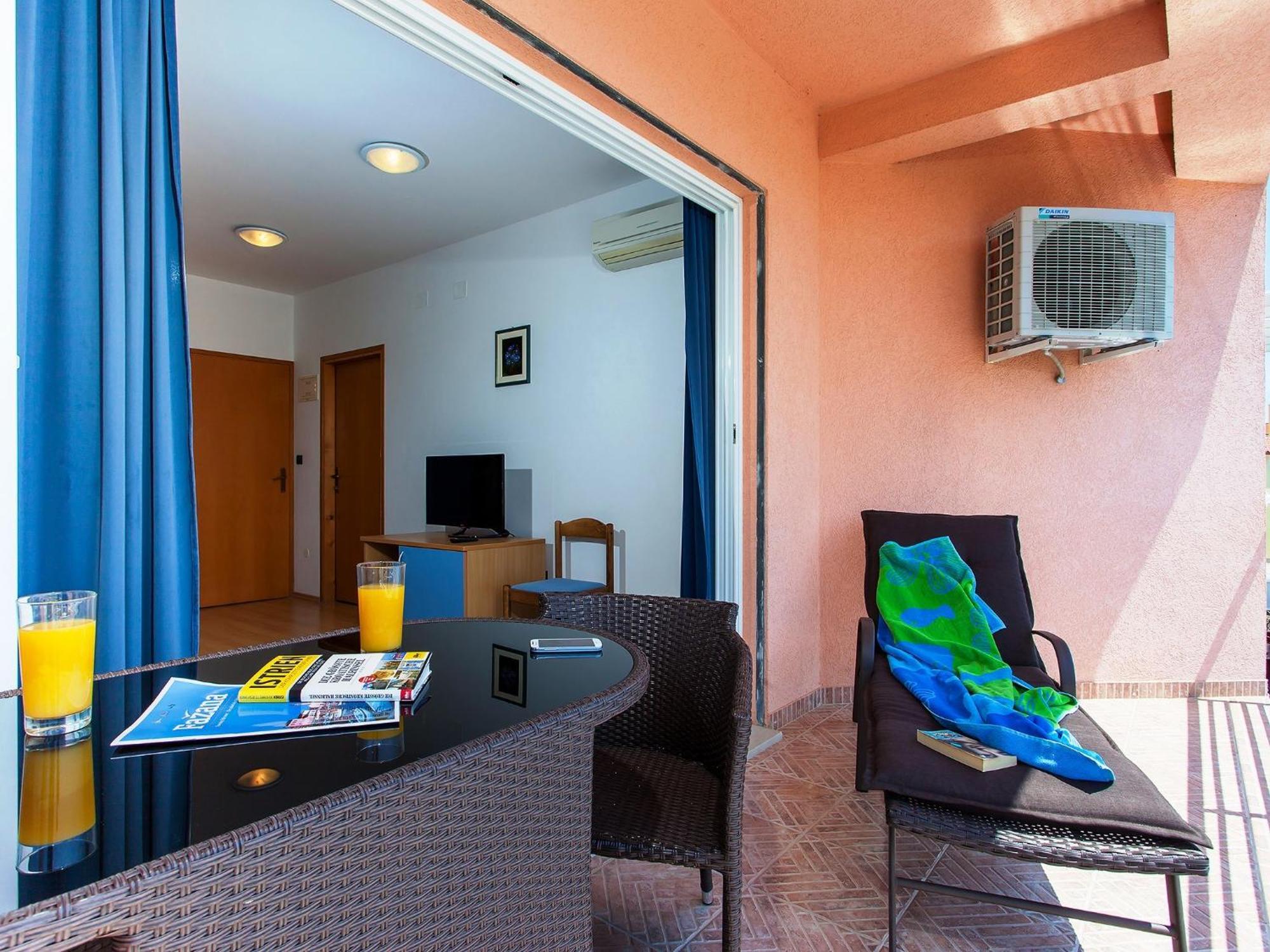 פאז'אנה Apartments Villa Brioni I חדר תמונה